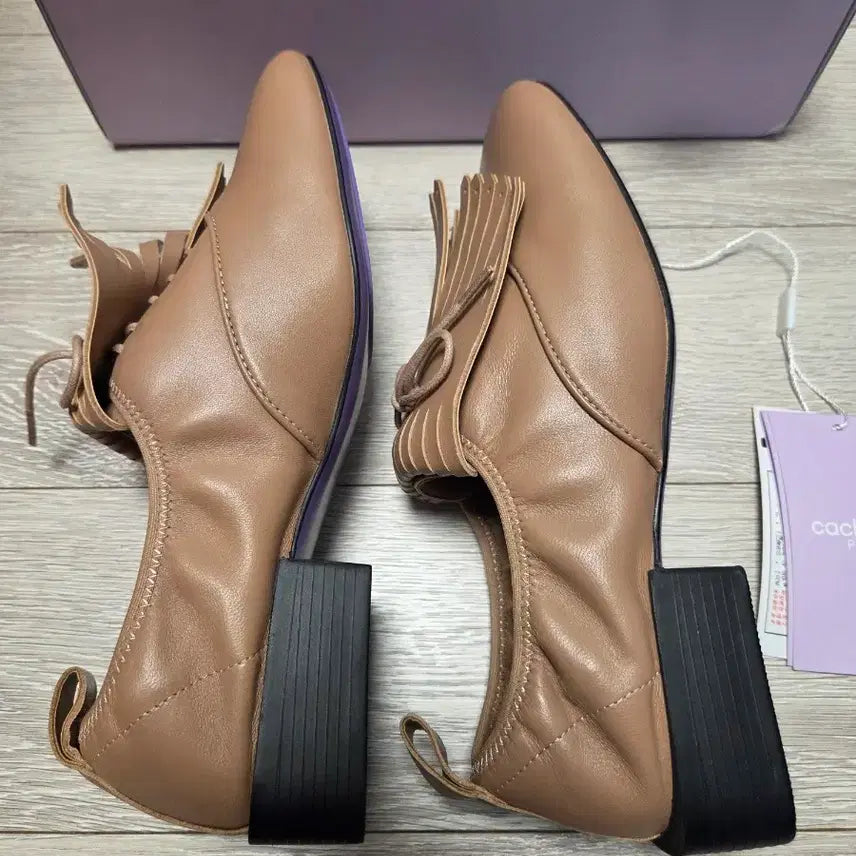 [BUNJANG] Cacharel 22FW Leather Loafers (245) / (새상품) 까사렐 22FW 양가죽 로퍼 (245)