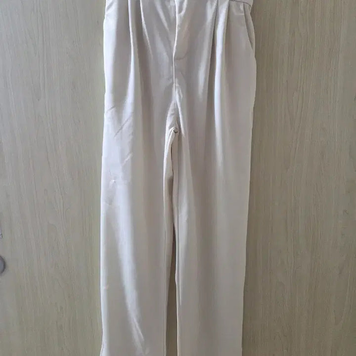 [BUNJANG] Ivory Wide Leg Slacks / 아이보리색 와이드 슬랙스