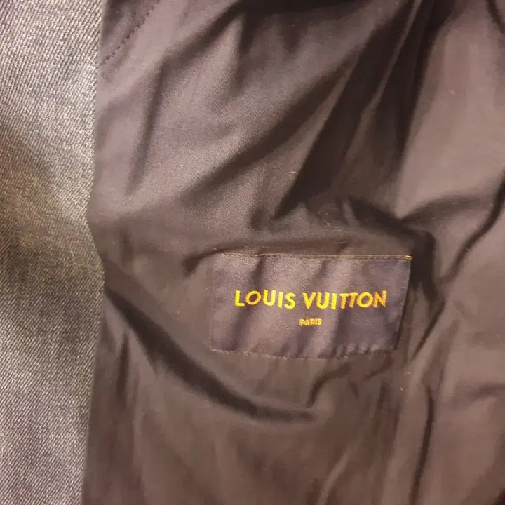 [BUNJANG] Louis Vuitton Monogram Padded Jacket, Size 52, New / (52) 루이비통 한정판 패딩 점퍼 블루종 자켓 코트 니트 미시착 새상품