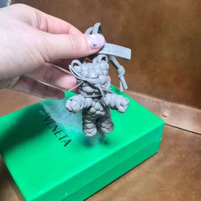 [BUNJANG] Bottega Veneta Cat Keyring / 보테가베네타 고양이 키링