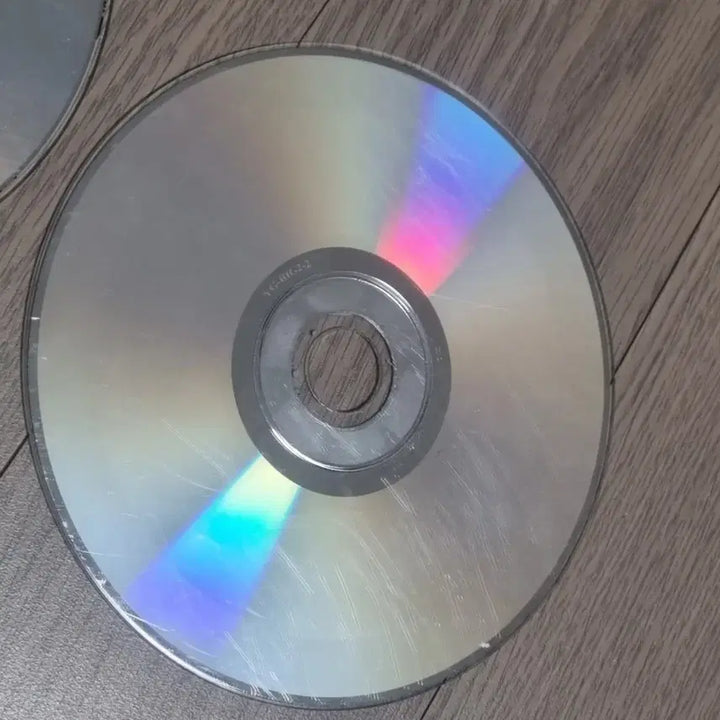 [BUNJANG] G-Dragon Heartbreaker Bigbang Vol. 2 CD / (Used) 지드래곤 GD heart breaker, 빅뱅 2집 CD알