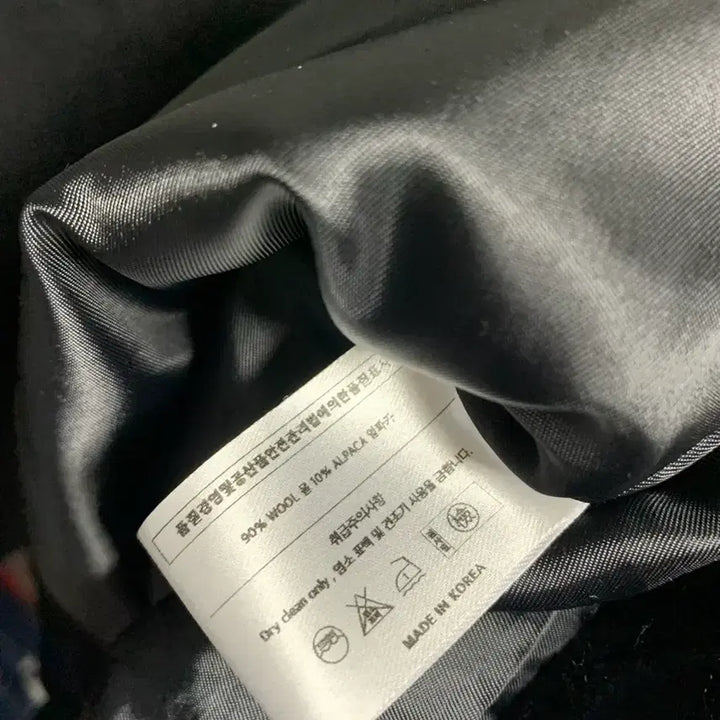 [SOLD OUT] 더버터크림 클래식 울 하프 코트 블랙 (정가 329,000원)