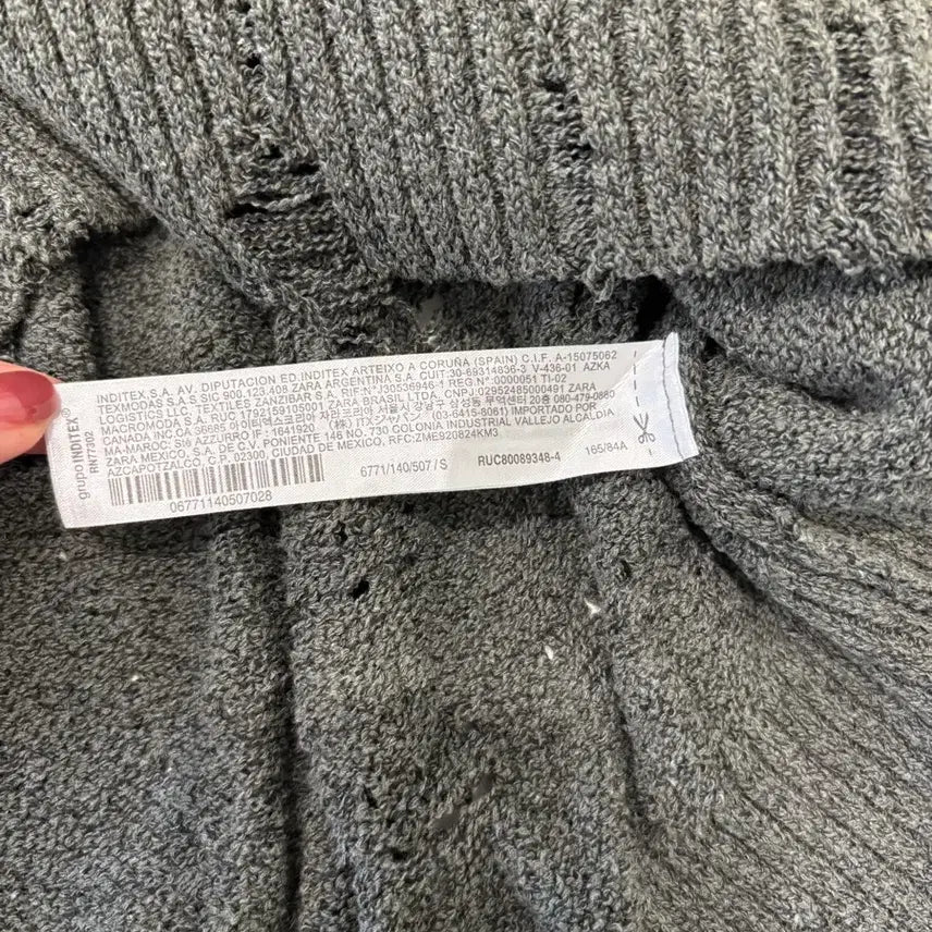 [SOLD OUT] zara destroyed open-work knit S