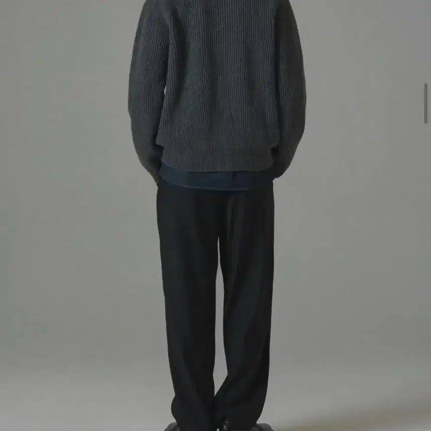 [BUNJANG] The Row Structure Slacks - Black (Size 1) / 인더로우 스트럭쳐 슬랙스 블랙 1사이즈