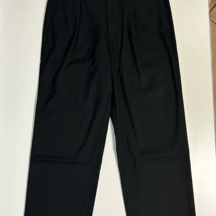 [BUNJANG] The Row Structure Slacks - Black (Size 1) / 인더로우 스트럭쳐 슬랙스 블랙 1사이즈