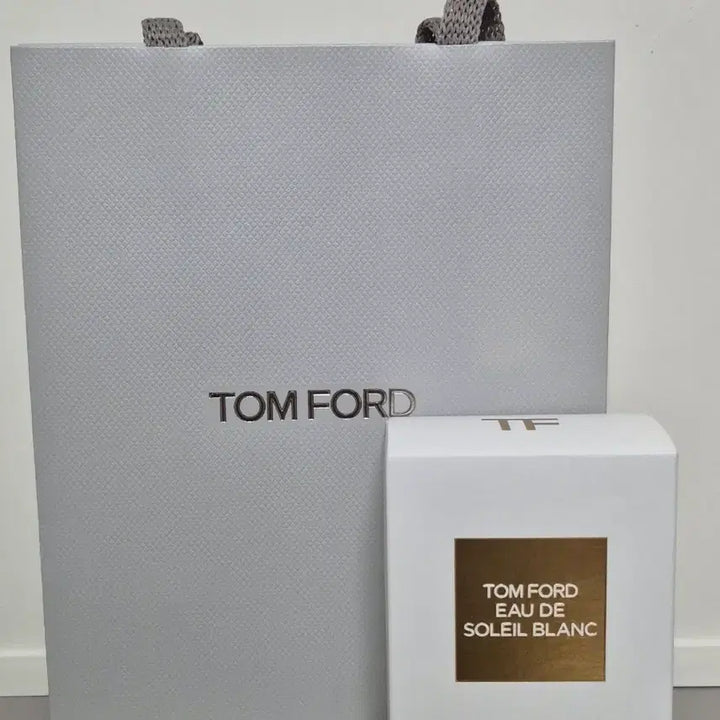 [BUNJANG] Tom Ford Soleil Blanc / 국문택 정품 톰포드 쏠레이블랑 싸게 판매합니다.