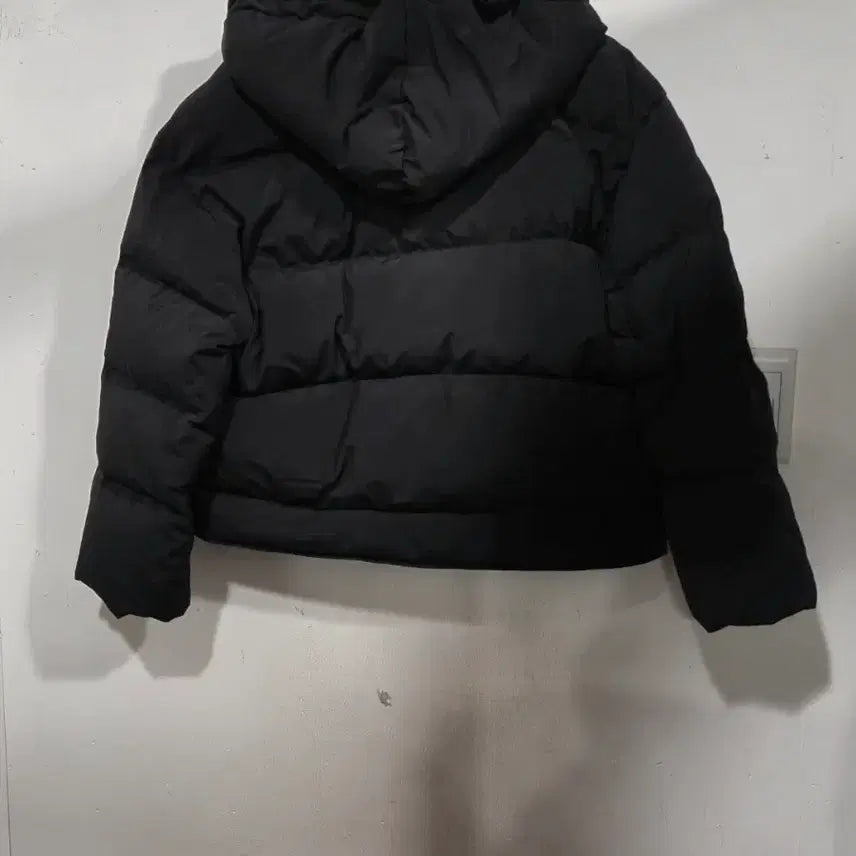 [BUNJANG] SISTINA Hooded Short Padded Jacket Black / 시스티나  SISTINA  후드 숏패딩 블랙