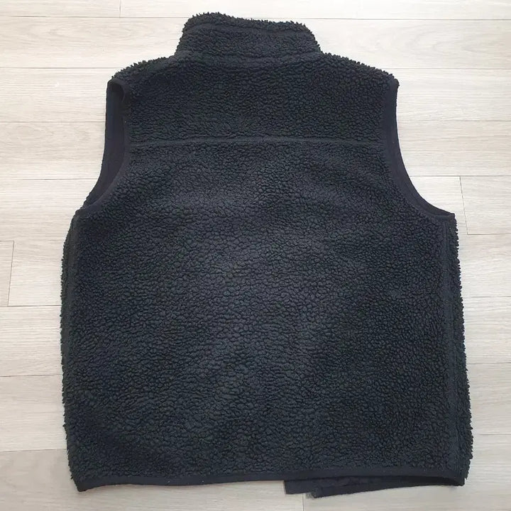 [BUNJANG] Musinsa Standard Black Fleece Vest L / 무신사 스탠다드 블랙 뽀글이 조끼 L