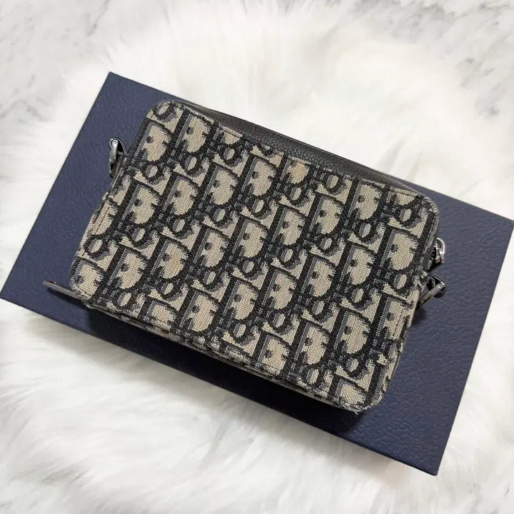 [BUNJANG] Dior Oblique Strap Pouch Messenger Bag / [정품] 디올 오블리크 스트랩 파우치 메신저백