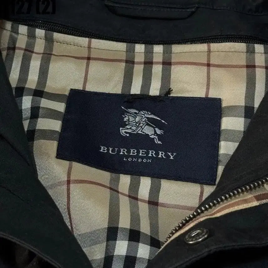 [BUNJANG] Burberry Black Jacket / 버버리 블랙 자켓