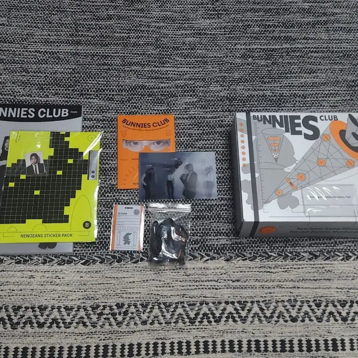 [BUNJANG] NewJeans Bunnies Club Kit 2nd / 뉴진스 버니즈클럽 키트 2기