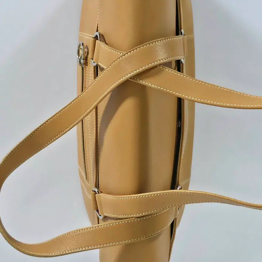 [BUNJANG] Salvatore Ferragamo Smooth Leather Shoulder Bag / 페라가모 살바토레 스무스 가죽 숄더백