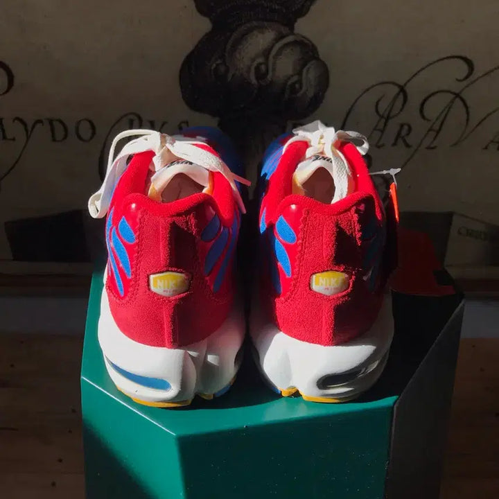[BUNJANG] Nike Air Max Plus SE Sneakers / (N)나이키 에어맥스 플러스 SE 280