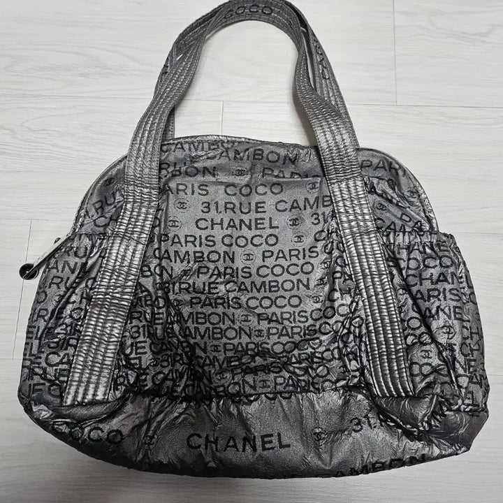 [BUNJANG] Chanel Cambon 12 Series Nylon Cruise Line Shoulder Bag / 정품) 샤넬 깜봉 12번대 나일론 크루즈라인 숄더백 판매합니다