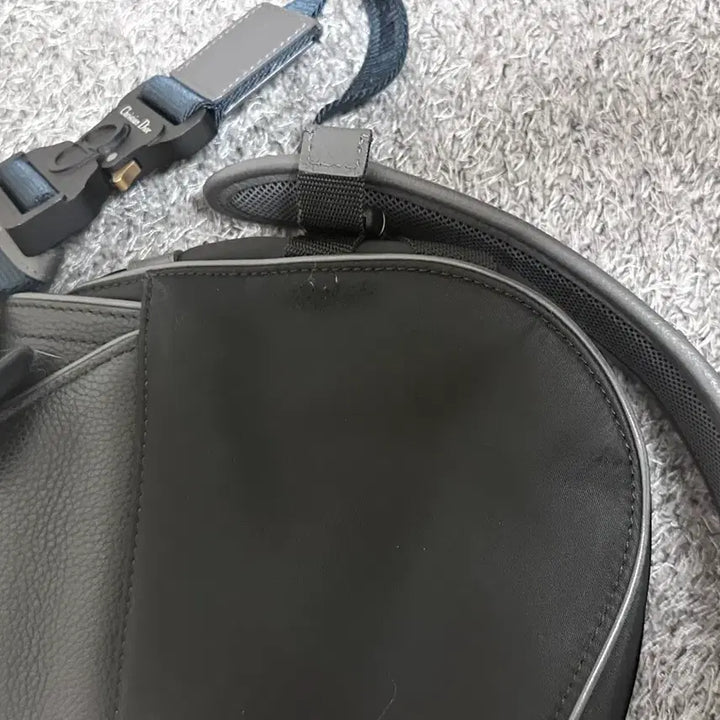 [SOLD OUT] 디올 x 사카이 새들백 블랙 Dior x Sacai Saddle Bag