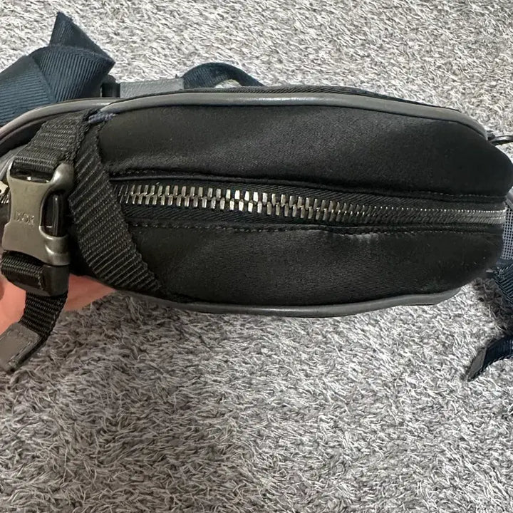 [SOLD OUT] 디올 x 사카이 새들백 블랙 Dior x Sacai Saddle Bag