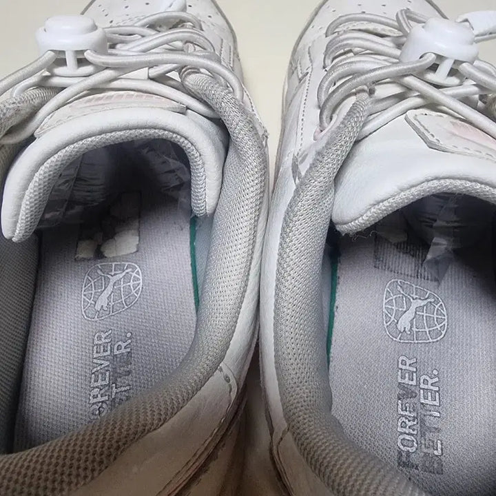 [BUNJANG] Puma White and Pink Sneakers / 푸마 흰핑 235 운동화 끈조절