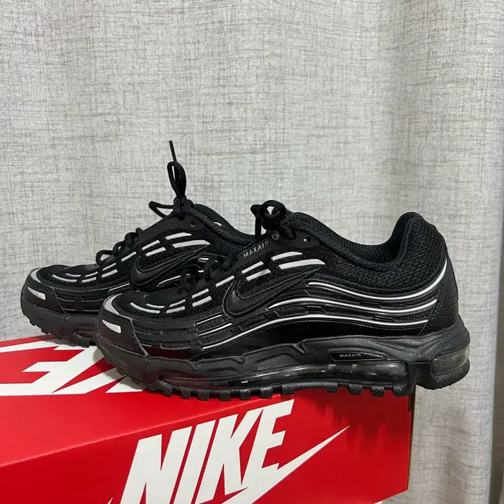 [BUNJANG] Nike Air Max TL 2.5 Black Sneakers / 나이키 에어맥스 TL 2.5 블랙 245
