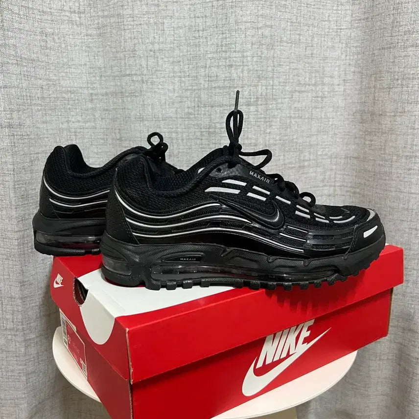 [BUNJANG] Nike Air Max TL 2.5 Black Sneakers / 나이키 에어맥스 TL 2.5 블랙 245