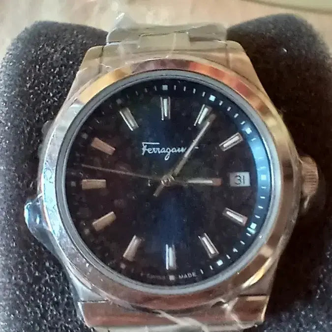 [BUNJANG] Ferragamo Silver Women's Watch / (미사용)페레가모 실버 여성시계