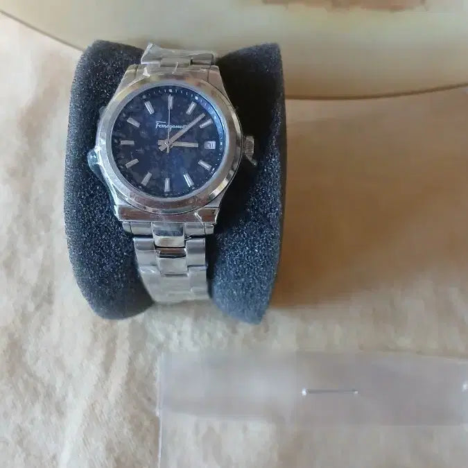 [BUNJANG] Ferragamo Silver Women's Watch / (미사용)페레가모 실버 여성시계