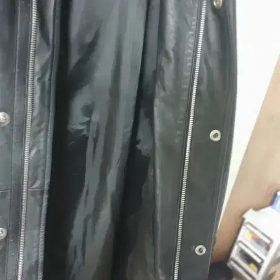 [BUNJANG] Leather Fishtail Parka (Size S) / 희귀 가죽 개파카 (S사이즈 개파카)