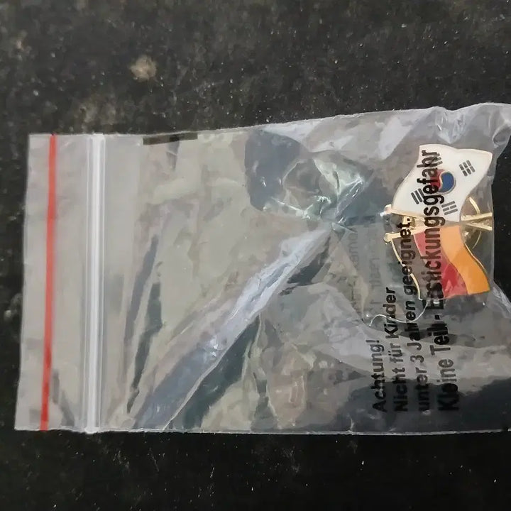 [BUNJANG] German Embassy Badge Set / 독일 대사관 ( 개인 소장품 )  빼지 팝니다.  새제품