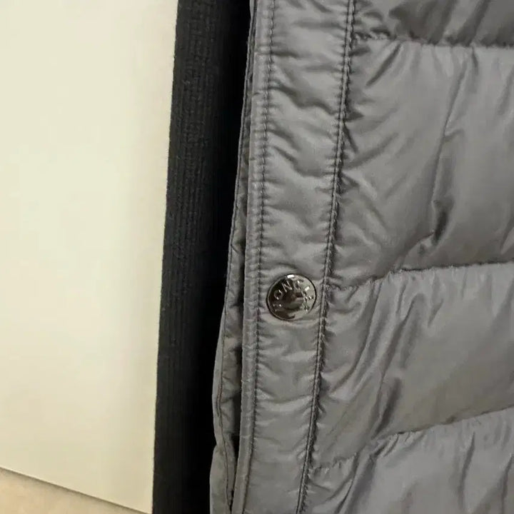 [BUNJANG] Moncler Knit Padded Jacket / 몽클레어 니트 패딩(새상품급) 전국 품절