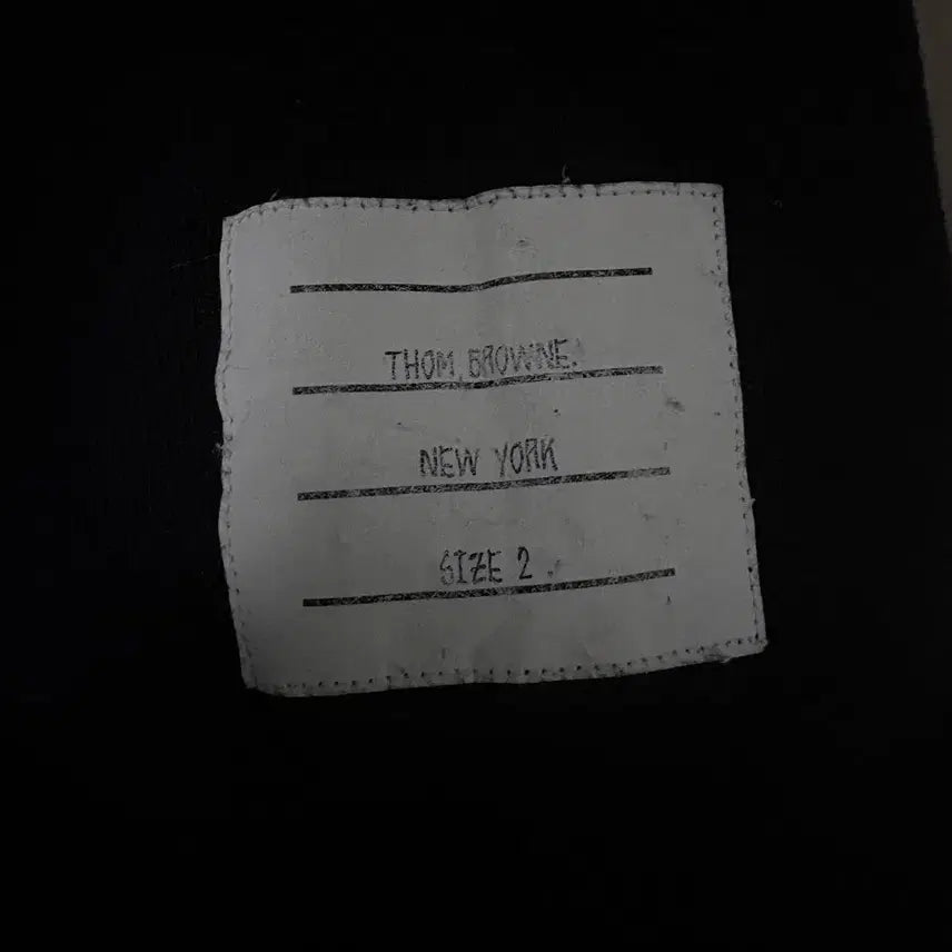 [BUNJANG] Thom Browne Three-Bar Navy Sweatshirt / 톰브라운 백삼선 맨투맨 네이비 2