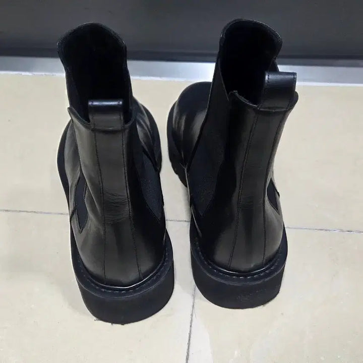 [BUNJANG] Choki Vibram Chelsea Boots - Matte Black (Size 280) / 요위 Choki 비브람 첼시부츠 매트 블랙 280