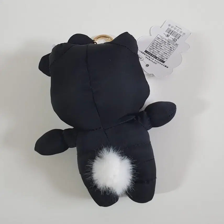 [BUNJANG] Keyring Black Padded Jumpsuit / 키티 패딩 점프수트 키링 (블랙)