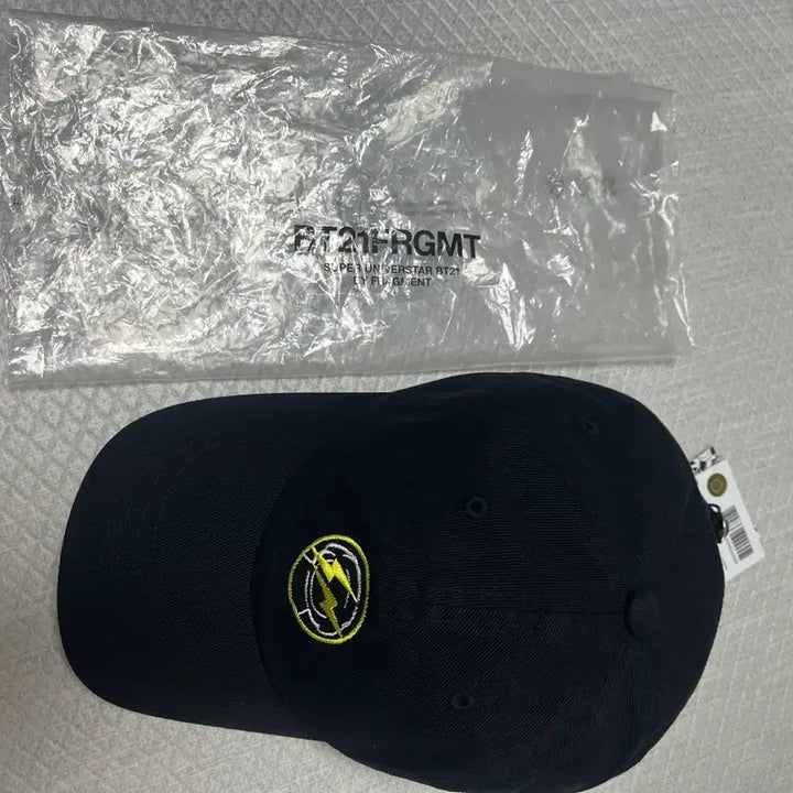 [BUNJANG] Line Friends BT21 Chimmy Fragment Ball Cap / 라인프렌즈 BT21 프라그먼트 볼캡 모자 블랙 치미