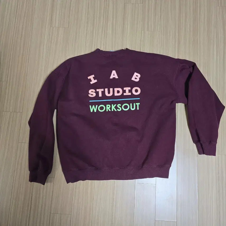 [BUNJANG] IAB Studio Wine Color XL / 아이앱스튜디오 와인색 XL