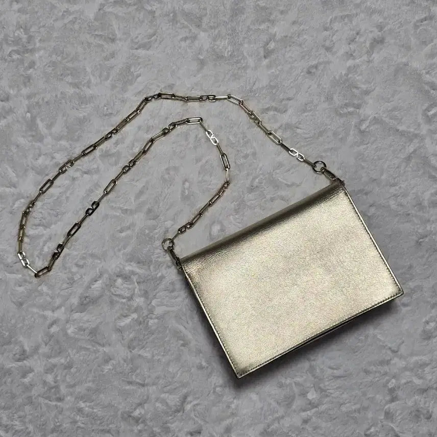 [BUNJANG] Valentino Chain Crossbody Bag / 발렌티노 가방 체인 크로스백 (정품)