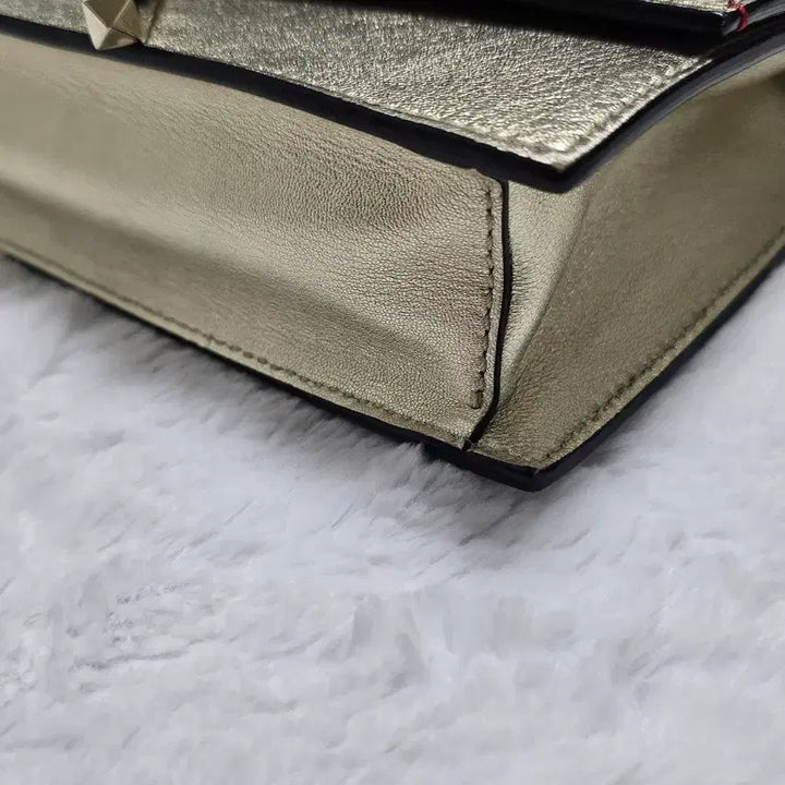 [BUNJANG] Valentino Chain Crossbody Bag / 발렌티노 가방 체인 크로스백 (정품)