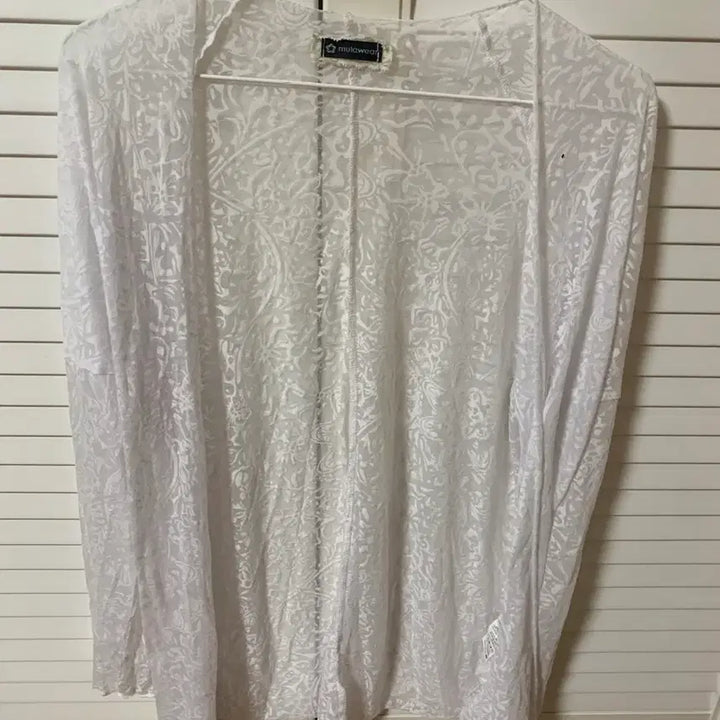 [BUNJANG] mulawear White Pattern Long Sleeve Blouse / mulawear 흰색 패턴 긴팔 블라우스