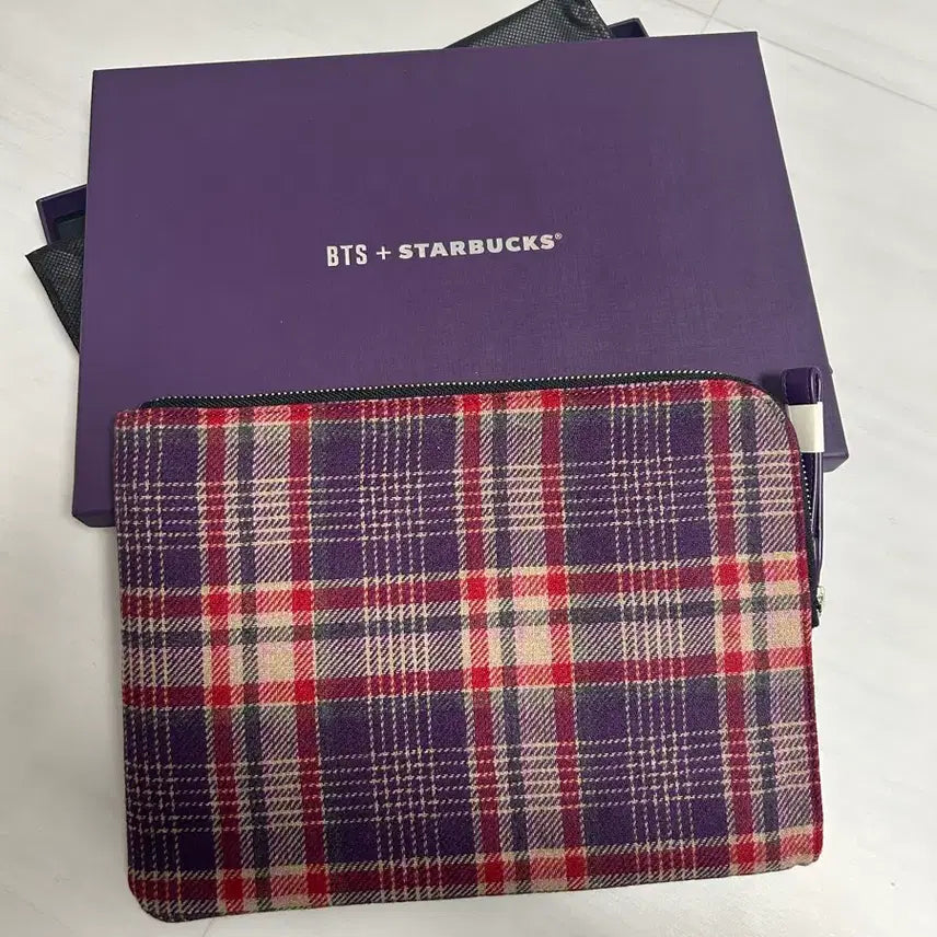 [BUNJANG] BTS x Starbucks Collaboration Pouch Small / BTS [방탄소년단] x 스타벅스 콜라보 굿즈 파우치 스몰