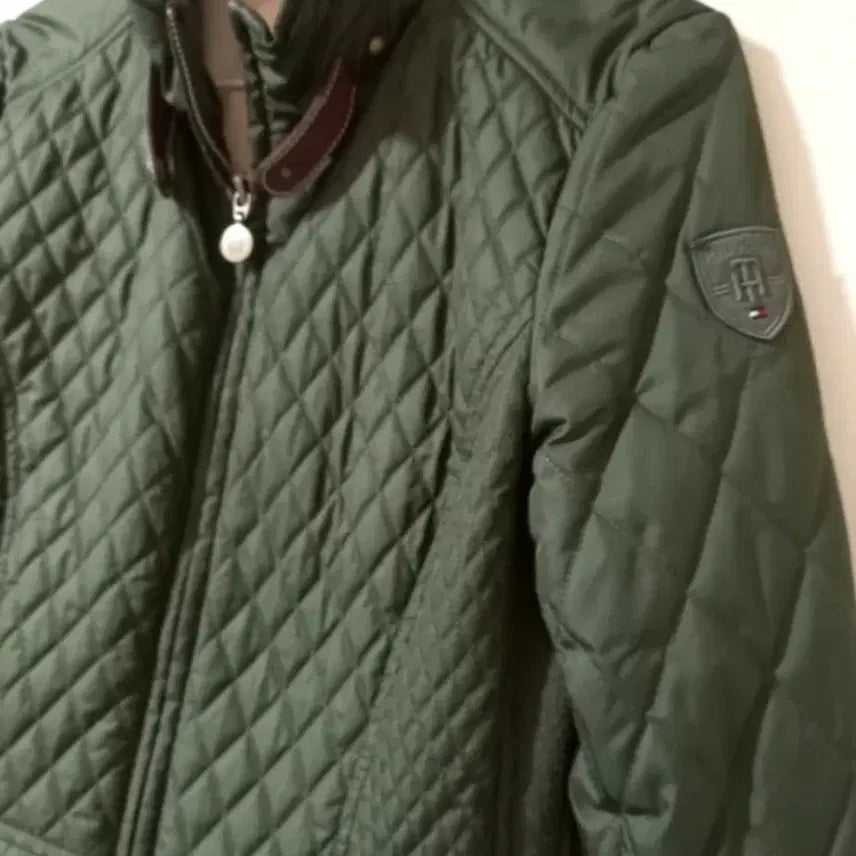 [BUNJANG] Tommy Hilfiger Women's Quilted Padded Jacket / 타미힐피거 여성 퀼팅 패딩 자켓 카키색