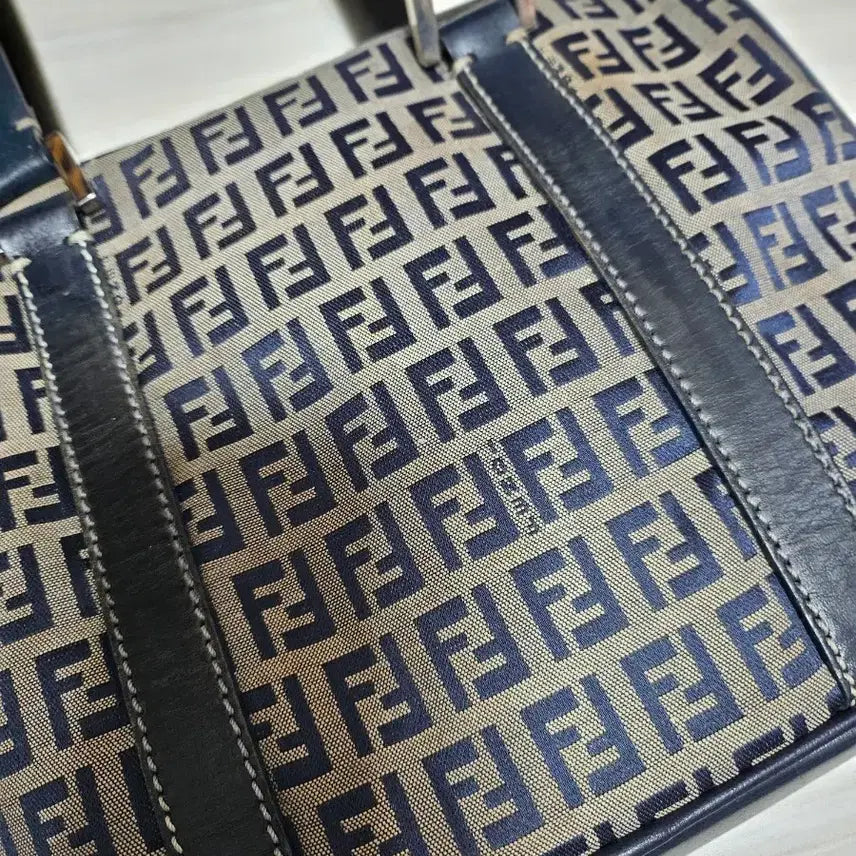 [BUNJANG] Fendi Zucchino Canvas Shoulder Tote Bag / 정품) 펜디 주키노 캔버스 숄더 토트백 판매합니다