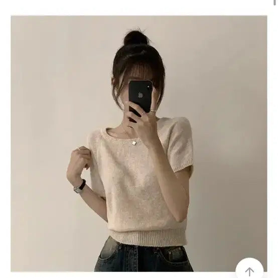 [BUNJANG] 어바웃영 데일리 유넥 무지 세미 크롭 반팔 니트 스퀘어넥 아이보리 / 어바웃영 데일리 유넥 무지 세미 크롭 반팔 니트 스퀘어넥 아이보리