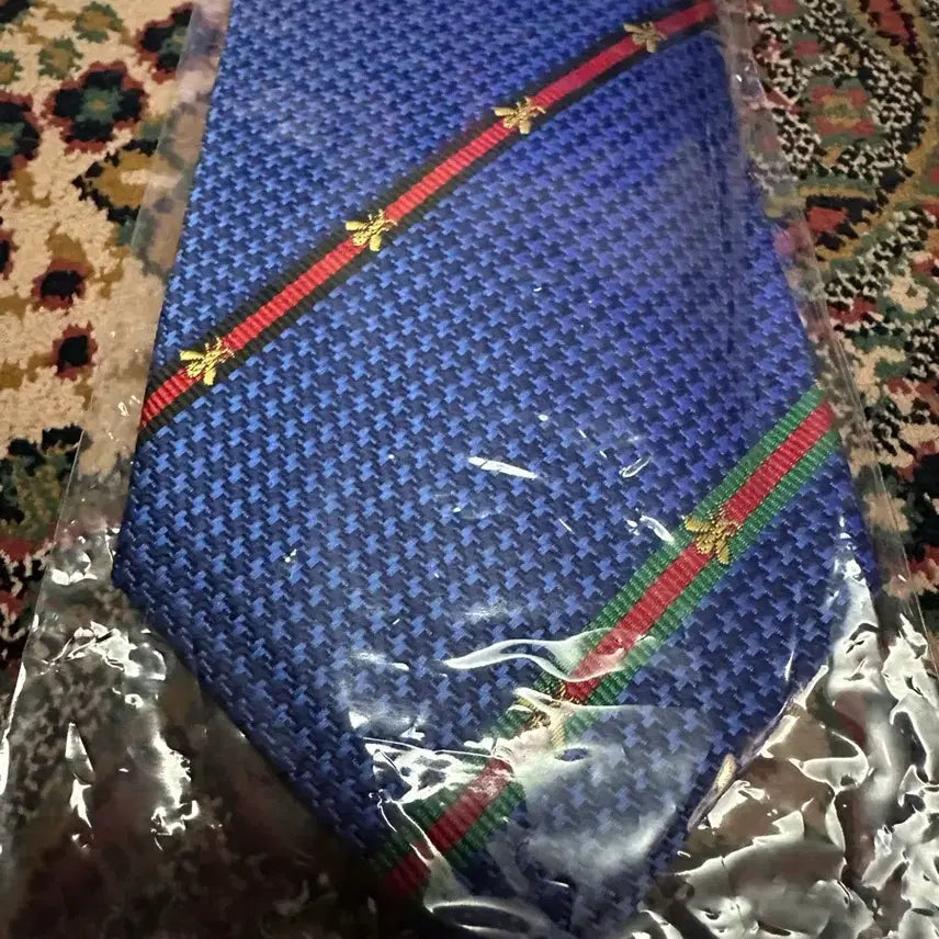 [BUNJANG] Gucci Signature Pattern Silk Necktie Navy / *새상품 구찌 GUCCI 명품 넥타이 악세사리 미사용 미개봉