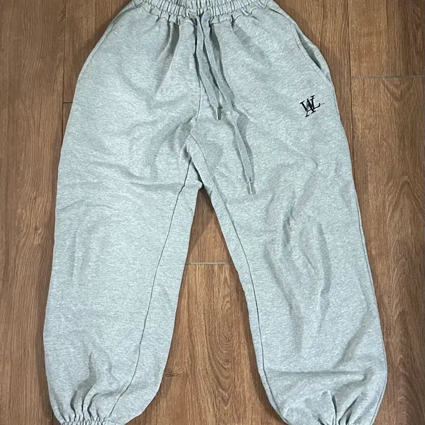 [BUNJANG] W.ANGLE Signature Standard Jogger Pants XS / 우알롱 시그니처 스탠다드 조거 팬츠 XS