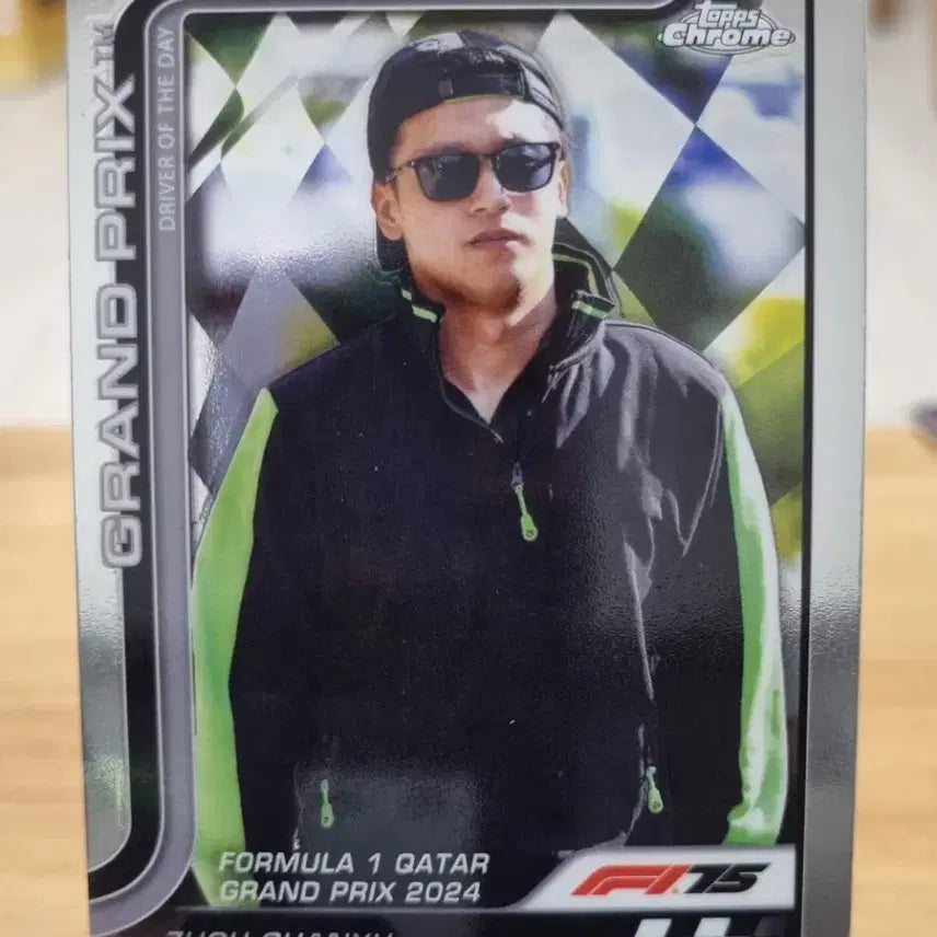 [BUNJANG] Topps Chrome Zhou Guanyu Card / 2025 F1 탑스 크롬 저우관위 카드