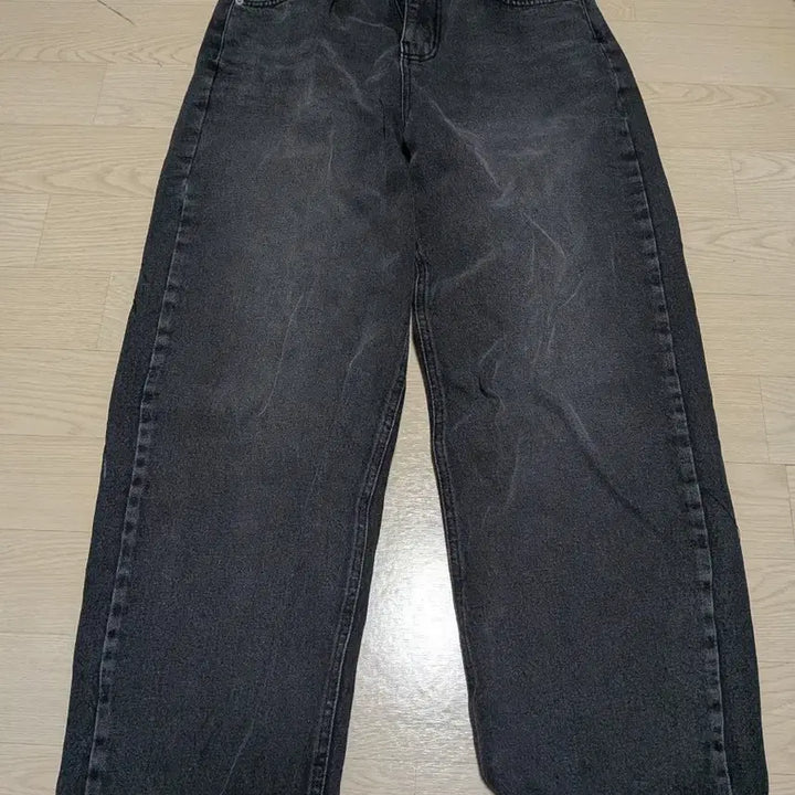 [BUNJANG] What the Party Denim S Size / 왓더파티 용 데님 s