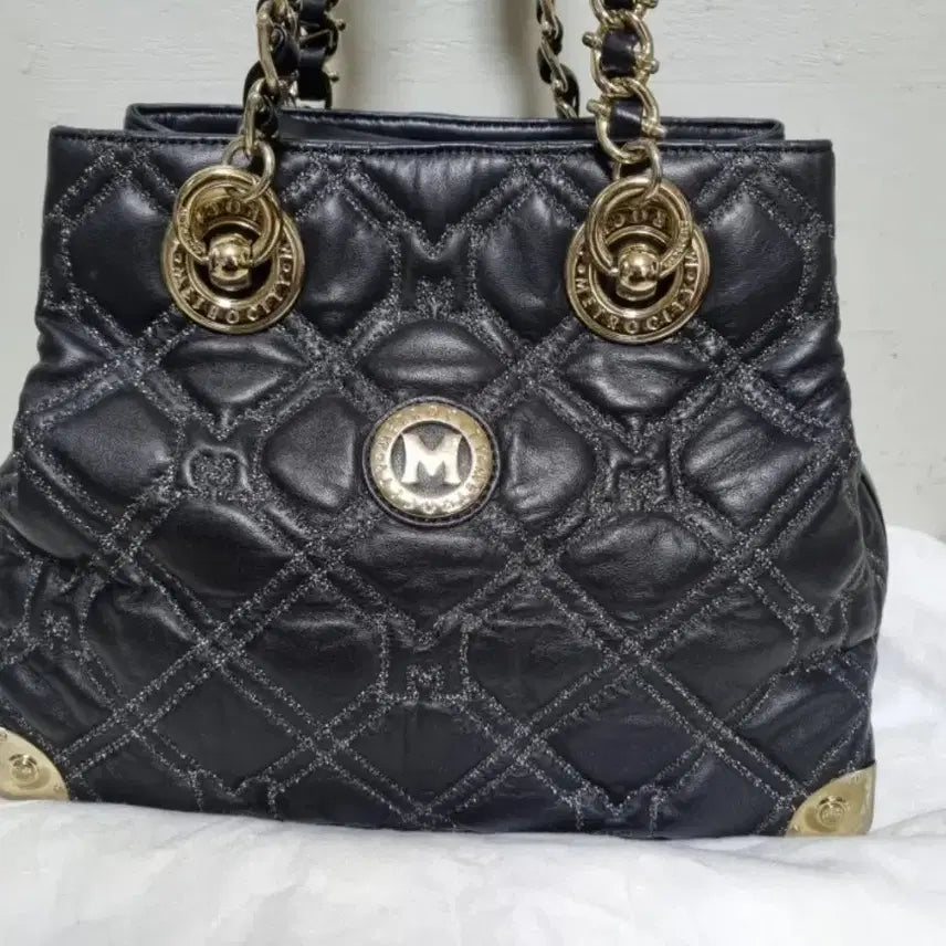 [BUNJANG] Metrociti Quilting Black Shoulder Bag 25 / 메트로시티 퀼팅 블랙 숄더백25/25정도 상태특