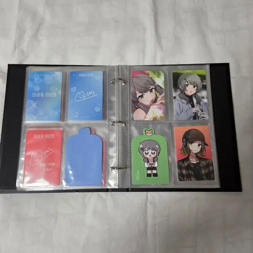 [SOLD OUT] (일괄) 이세계아이돌 바인더 + 포카 + 두찜 캘린더