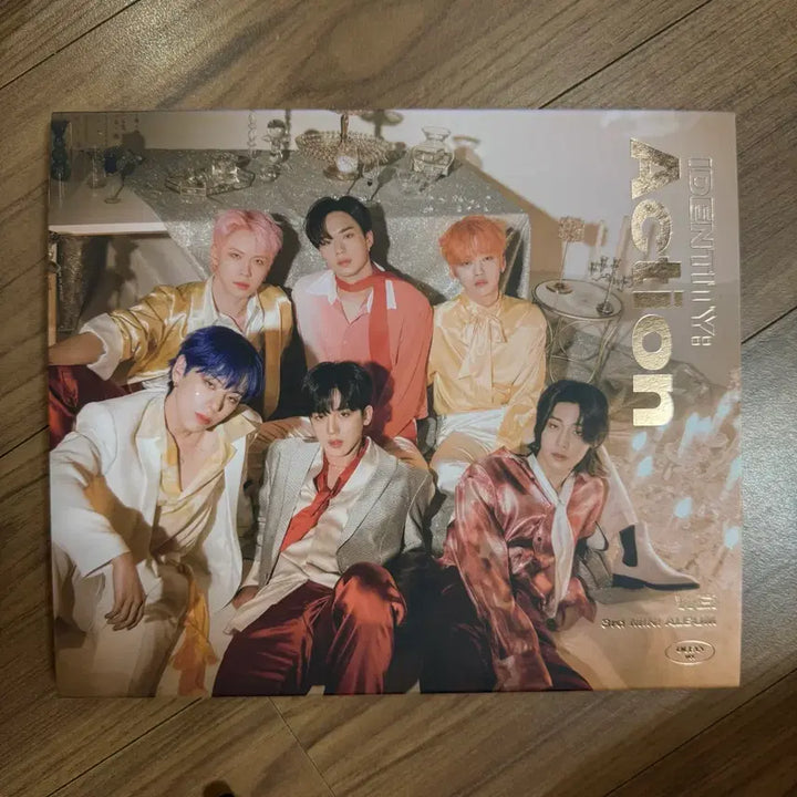 [BUNJANG] WEi IDENTITY Action Mini Album Bundle Set / 위아이 앨범 WEi - 미니3집 IDENTITY Action 3종