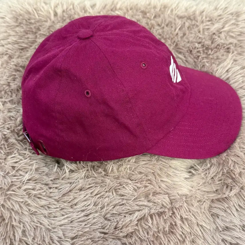 [SOLD OUT] 아디다스 남녀공용 스트라이프 하트 볼캡 퍼플 볼캡 os