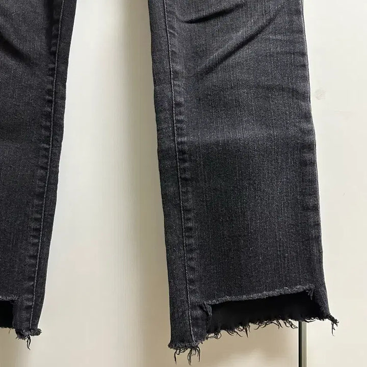 [BUNJANG] Black Straight Fit Jeans M / 흑청 일자핏 팬츠M