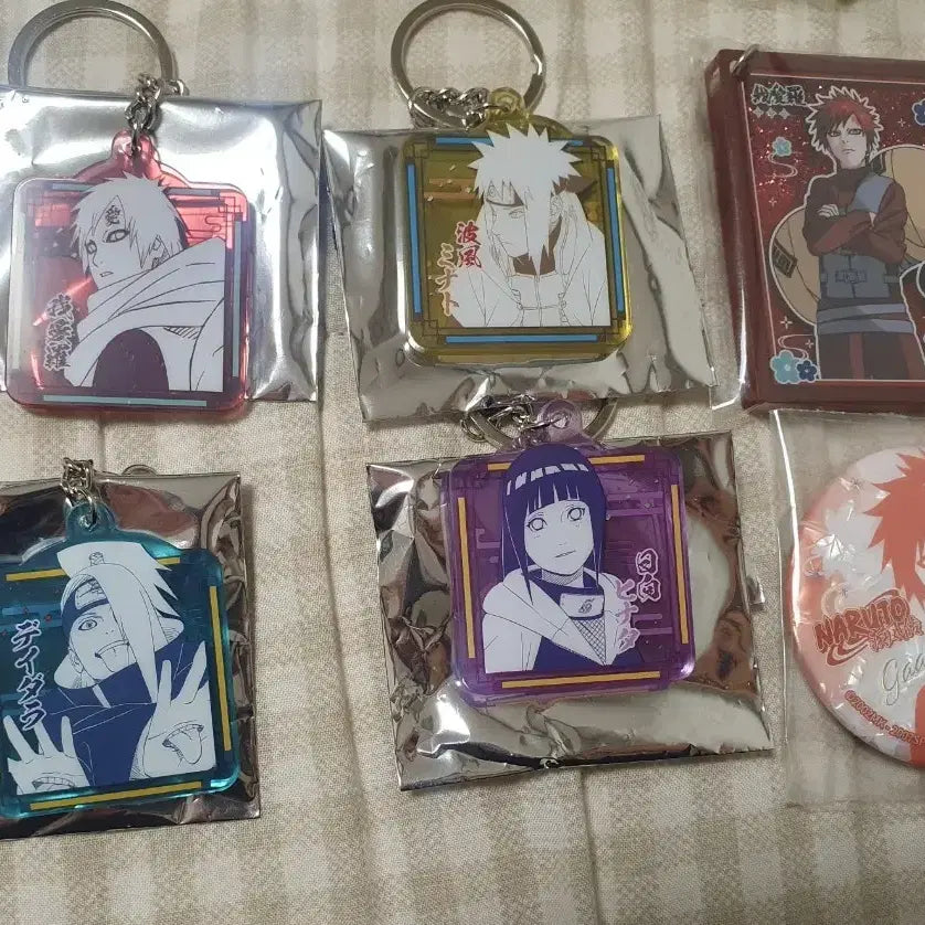 [BUNJANG] Naruto Gaara Minato Deidara Hinata Acrylic Stand and Can Badge Bundle Set / 나루토 아크릴, 캔뱃지 가아라 미나토 데이다라 히나타 판매